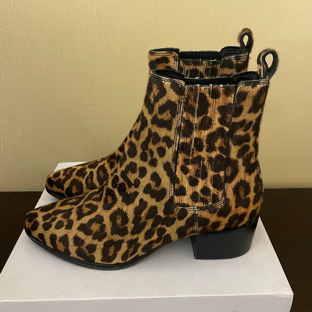 Banana Republic Leopard Print‎ Calf Hair Chelsea Ankle Boots